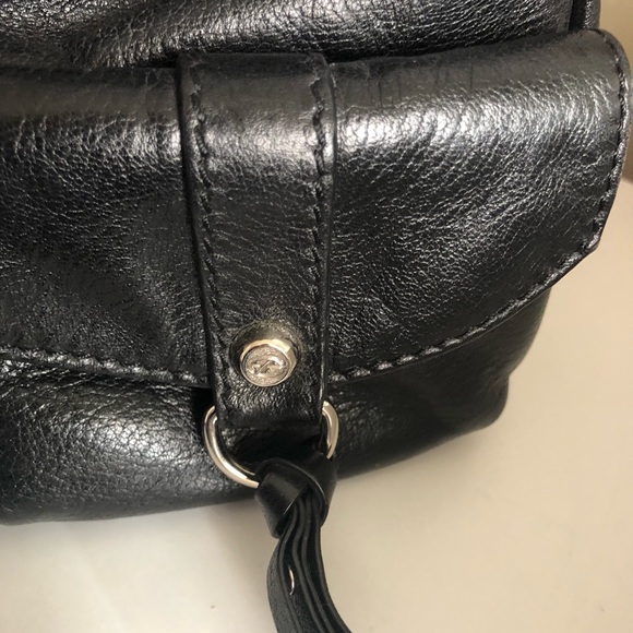 ⭐️Francesco Biasia Black Leather Handbag ⭐️ - Picture 4 of 16